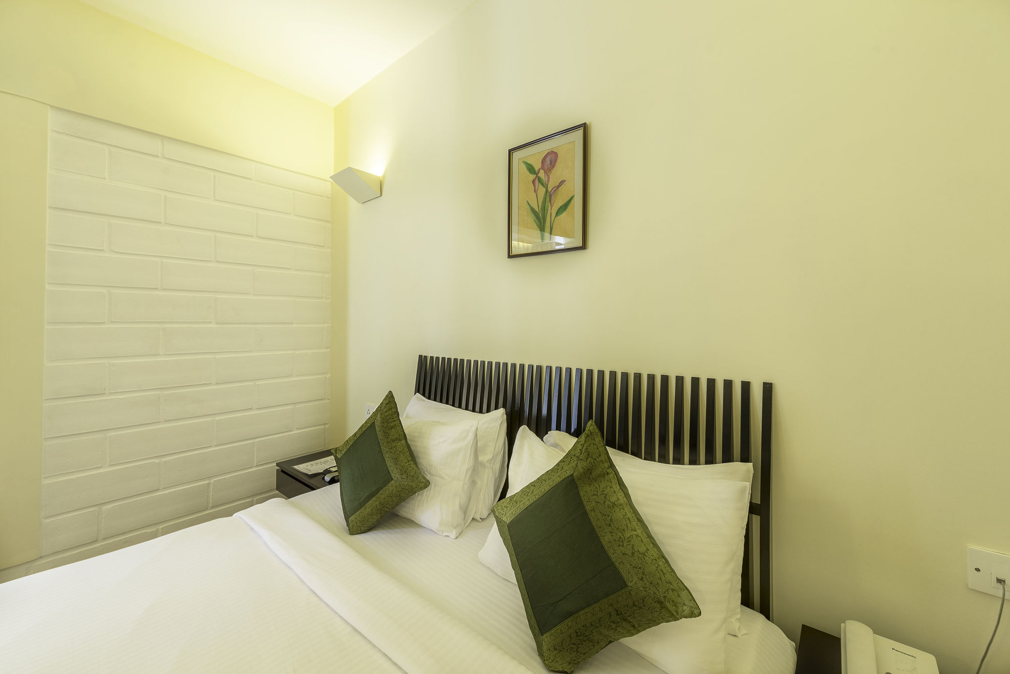 Treebo Trend Spektrum Suites Майсур Экстерьер фото